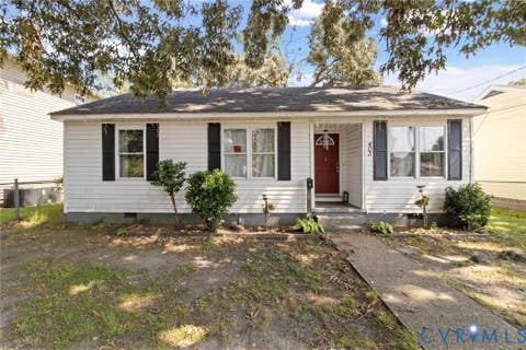 Tiny photo for 403 Boggart Street, Franklin, VA 23851 (MLS # 2621068)