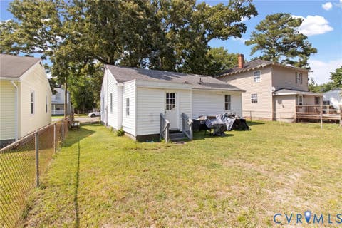 Tiny photo for 403 Boggart Street, Franklin, VA 23851 (MLS # 2621068)