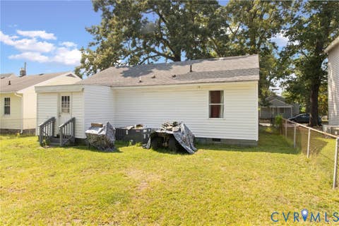 Tiny photo for 403 Boggart Street, Franklin, VA 23851 (MLS # 2621068)