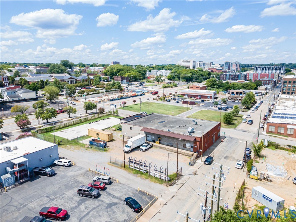 101 E 7th Street