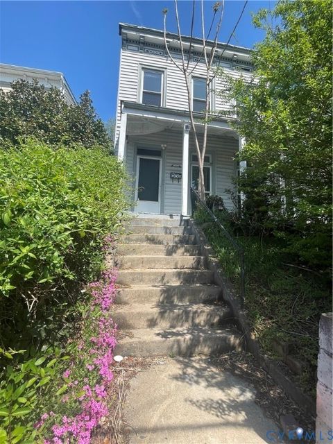 Photo of 1316 W Clay Street, Richmond, VA 23220 (MLS # 2608256)