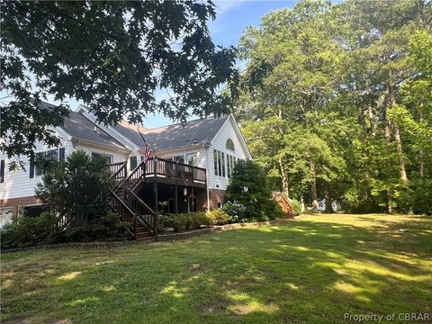 Single Family Residence in Hayes VA 3101 Henry Hogge Lane.jpg