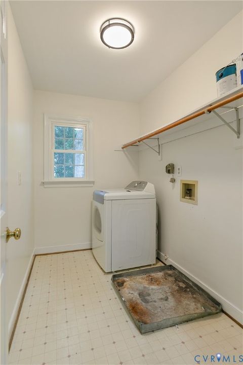 Tiny photo for 4600 Foxwood Road, Chester, VA 23831 (MLS # 2611737)