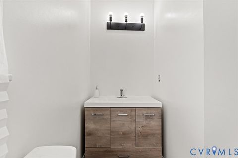 Tiny photo for 332 Saint Andrew Street, Petersburg, VA 23803 (MLS # 2531097)