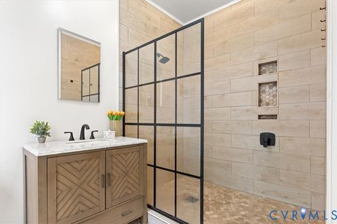 Tiny photo for 332 Saint Andrew Street, Petersburg, VA 23803 (MLS # 2531097)