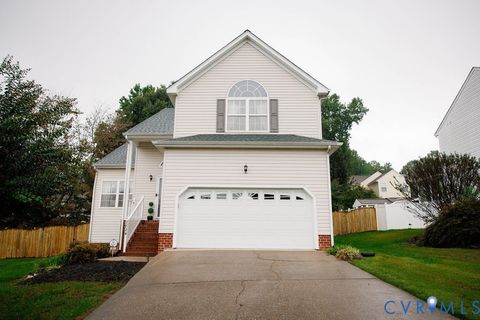 Photo of 2824 Feddo Court, Chester, VA 23831 (MLS # 2528788)