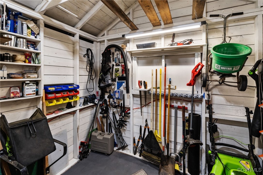 Henrico, Virginia 23230, United States, 3 Bedrooms Bedrooms, ,1 BathroomBathrooms,Residential,Active,178423