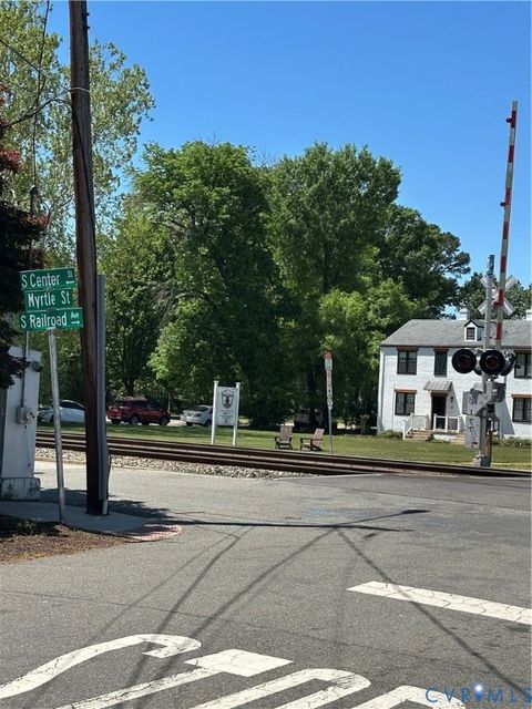 Tiny photo for 305 Myrtle Street #A, Ashland, VA 23005 (MLS # 2610416)