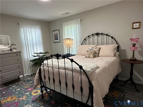 Tiny photo for 305 Myrtle Street #A, Ashland, VA 23005 (MLS # 2610416)