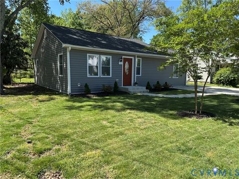 Tiny photo for 305 Myrtle Street #A, Ashland, VA 23005 (MLS # 2610416)