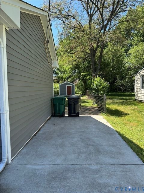 Tiny photo for 305 Myrtle Street #A, Ashland, VA 23005 (MLS # 2610416)