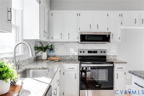 Tiny photo for 213 Forest Avenue, Richmond, VA 23223 (MLS # 2533416)