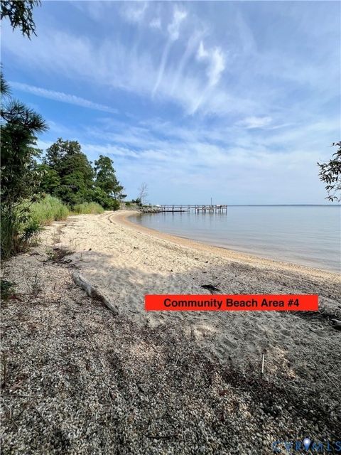 Tiny photo for 662 Glebe Harbor Drive, Montross, VA 22520 (MLS # 2602138)