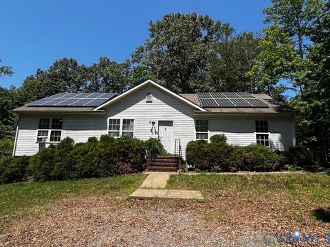 Photo of 46 S Timber Tribe, Mineral, VA 23117 (MLS # 2613950)