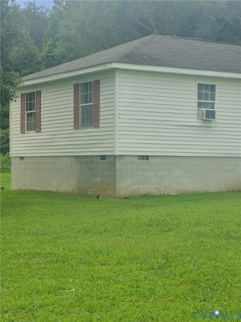 Tiny photo for 21 Cosby Lane, Cumberland, VA 23901 (MLS # 2623674)