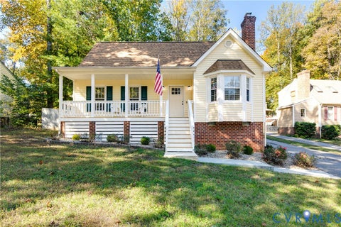 Photo of 7111 Velvet Antler Drive, Midlothian, VA 23112 (MLS # 2629235)