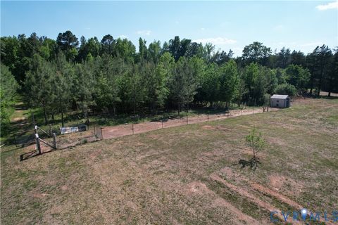 Tiny photo for 13110 Continental Road, Wilsons, VA 23894 (MLS # 2613927)
