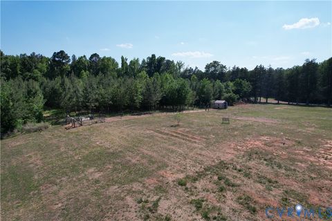 Tiny photo for 13110 Continental Road, Wilsons, VA 23894 (MLS # 2613927)