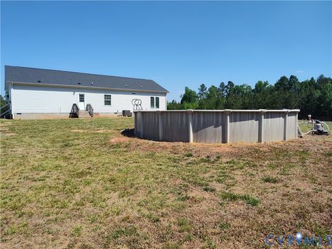 Tiny photo for 13110 Continental Road, Wilsons, VA 23894 (MLS # 2613927)