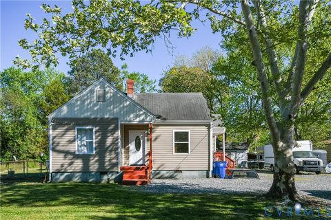 Photo of 4903 Castlewood Road, Chesterfield, VA 23234 (MLS # 2615436)
