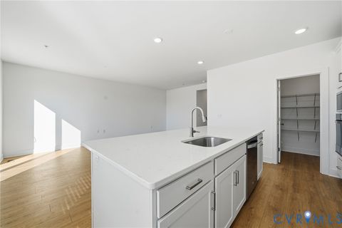 Tiny photo for 309 Heights Ridge Alley, Midlothian, VA 23113 (MLS # 2533587)