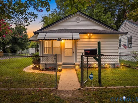 Tiny photo for 34 Spring Street, Petersburg, VA 22803 (MLS # 2622763)