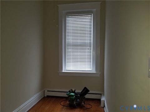 Tiny photo for 416 Strawberry Street, Richmond, VA 23220 (MLS # 2627378)