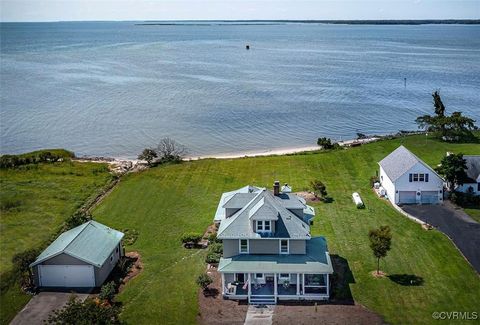 A home in Reedville