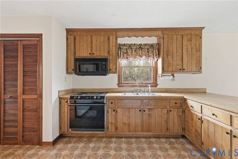 Tiny photo for 392 Rock Creek Lane, Dillwyn, VA 23936 (MLS # 2607942)