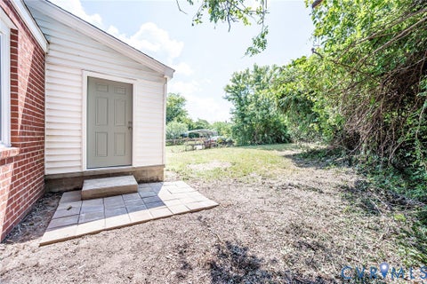 Tiny photo for 1250 Hilton Place, Petersburg, VA 23803 (MLS # 2623426)