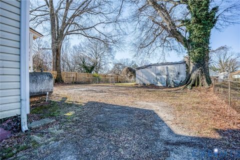 Tiny photo for 1313 Enfield Avenue, Richmond, VA 23224 (MLS # 2601384)