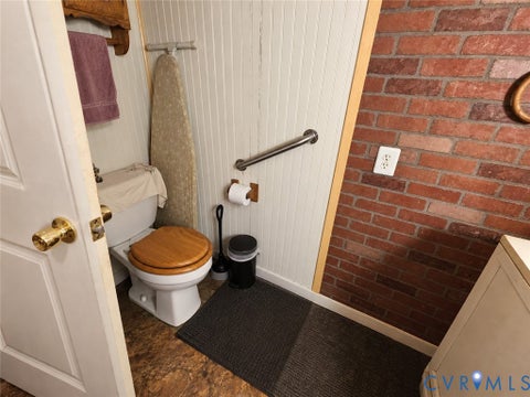 Tiny photo for 15022 George Wash Memorial Highway, Saluda, VA 23149 (MLS # 2628136)