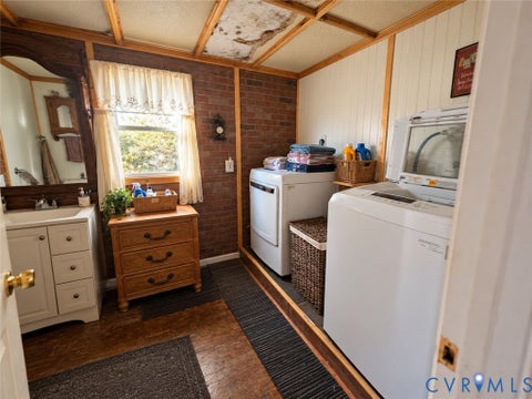 Tiny photo for 15022 George Wash Memorial Highway, Saluda, VA 23149 (MLS # 2628136)
