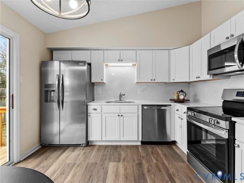 Tiny photo for 7103 Senn Way, Mechanicsville, VA 23111 (MLS # 2533448)