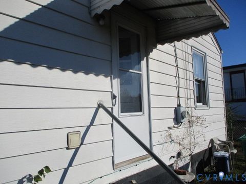 Tiny photo for 600 S Jefferson Street, Petersburg, VA 23803 (MLS # 2533610)