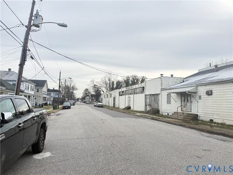 Tiny photo for 7 E Howard Street, Hampton, VA 23663 (MLS # 2533523)