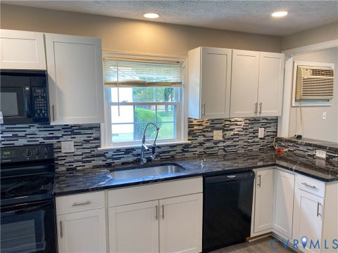 Tiny photo for 4309 4th Street, Richmond, VA 23223 (MLS # 2616036)