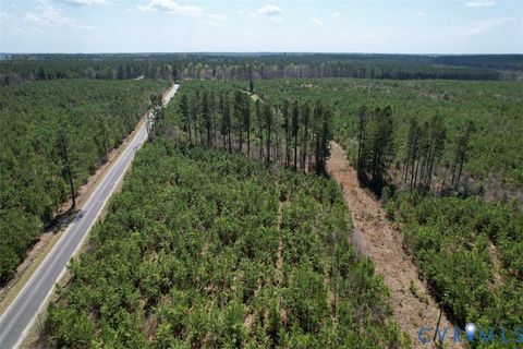 Tiny photo for 601 Edmonds Lane, Blackstone, VA 22824 (MLS # 2607803)