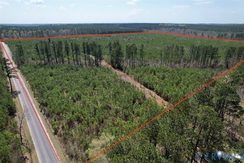 Photo of 601 Edmonds Lane, Blackstone, VA 22824 (MLS # 2607803)