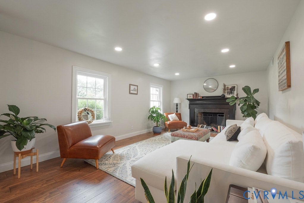 8303 Buckeye Drive