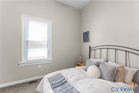 Tiny photo for 1118 Hilton Place, Petersburg, VA 23803 (MLS # 2613745)