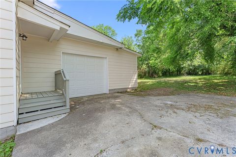 Tiny photo for 1118 Hilton Place, Petersburg, VA 23803 (MLS # 2613745)