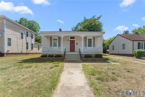 Photo of 1118 Hilton Place, Petersburg, VA 23803 (MLS # 2613745)