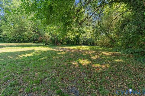 Tiny photo for 1118 Hilton Place, Petersburg, VA 23803 (MLS # 2613745)
