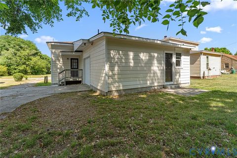Tiny photo for 1118 Hilton Place, Petersburg, VA 23803 (MLS # 2613745)