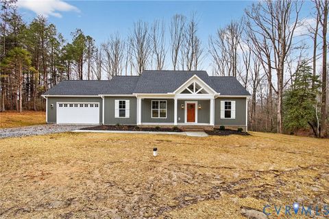Photo of 115 E Sunrise Drive, Warsaw, VA 22572 (MLS # 2602509)