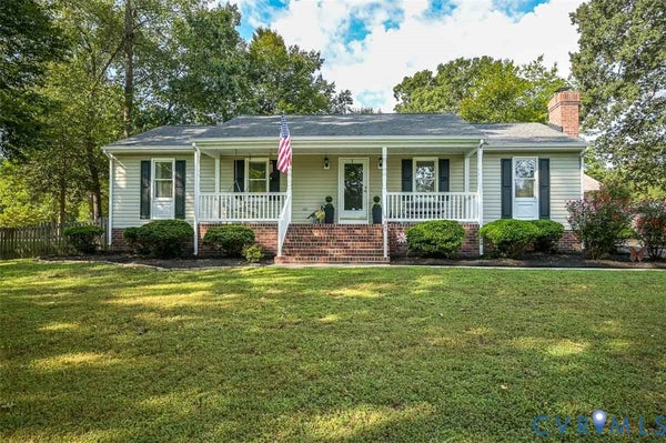 5705 QUINTON ESTATES DR, QUINTON, VA 23141 - Image 9fd4f2d68ed204cf8216a48d4f2780e1/1508836776