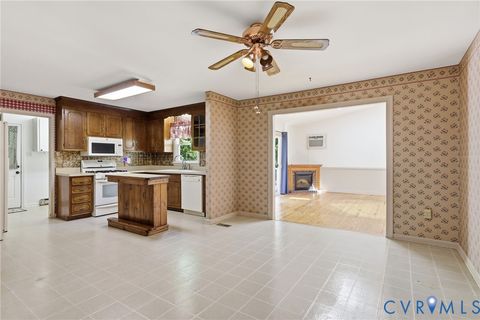 Tiny photo for 3177 Essex Mill Road, Dunnsville, VA 22454 (MLS # 2619555)