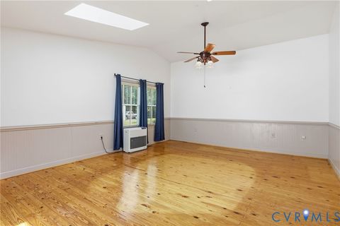 Tiny photo for 3177 Essex Mill Road, Dunnsville, VA 22454 (MLS # 2619555)