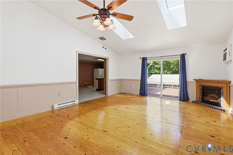Tiny photo for 3177 Essex Mill Road, Dunnsville, VA 22454 (MLS # 2619555)